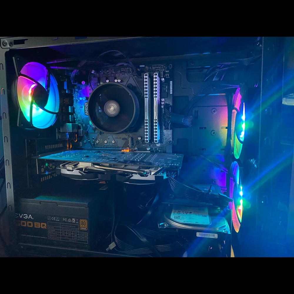 Gaming PC - Picture 2 of 3
